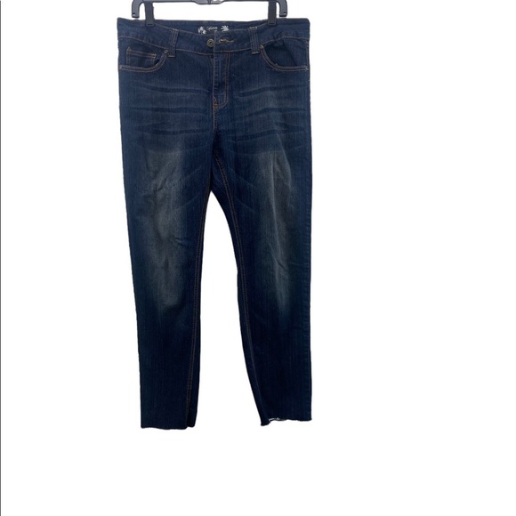 California Vintage Mom Jeans Distressed Raw Edge Women SZ 12 Casual Faded - Picture 12 of 16